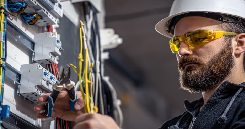 Was tun bei einem Stromausfall? Der Elektro Notdienst in der Nähe ist für Sie da