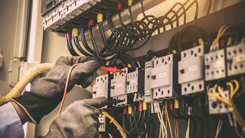 Wie eine ordnungsgemäße Prüfung elektrischer Anlagen durchgeführt wird