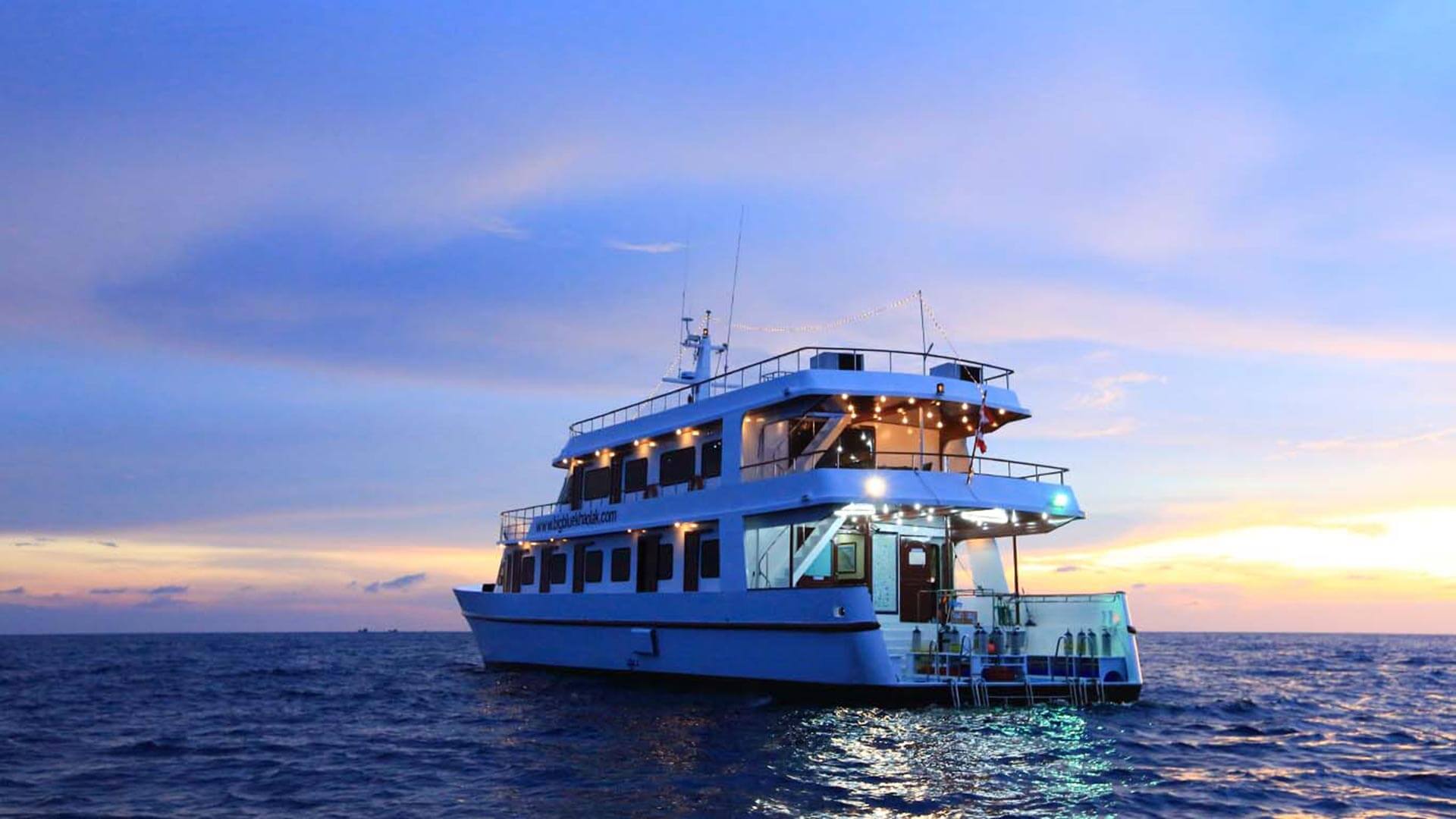 Der ultimative Leitfaden zum Similan Inseln Tauchsafaris-Tauchen: Tipps und Tricks von Khao Lak Explorer