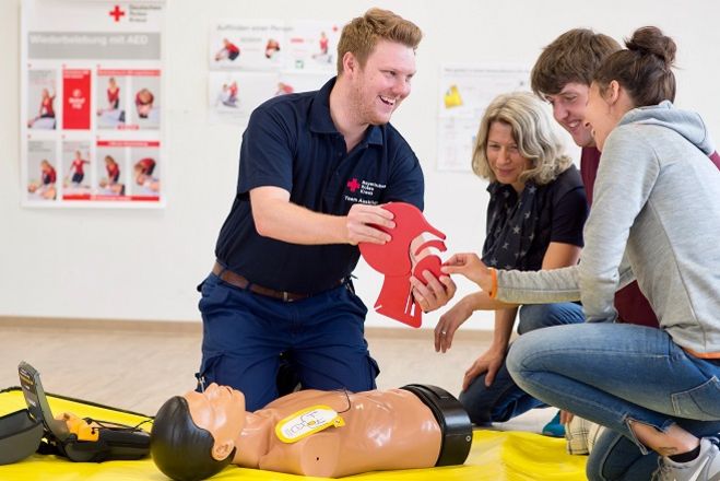 Erste-Hilfe Kurs München: Machen Sie den Unterschied im Notfall