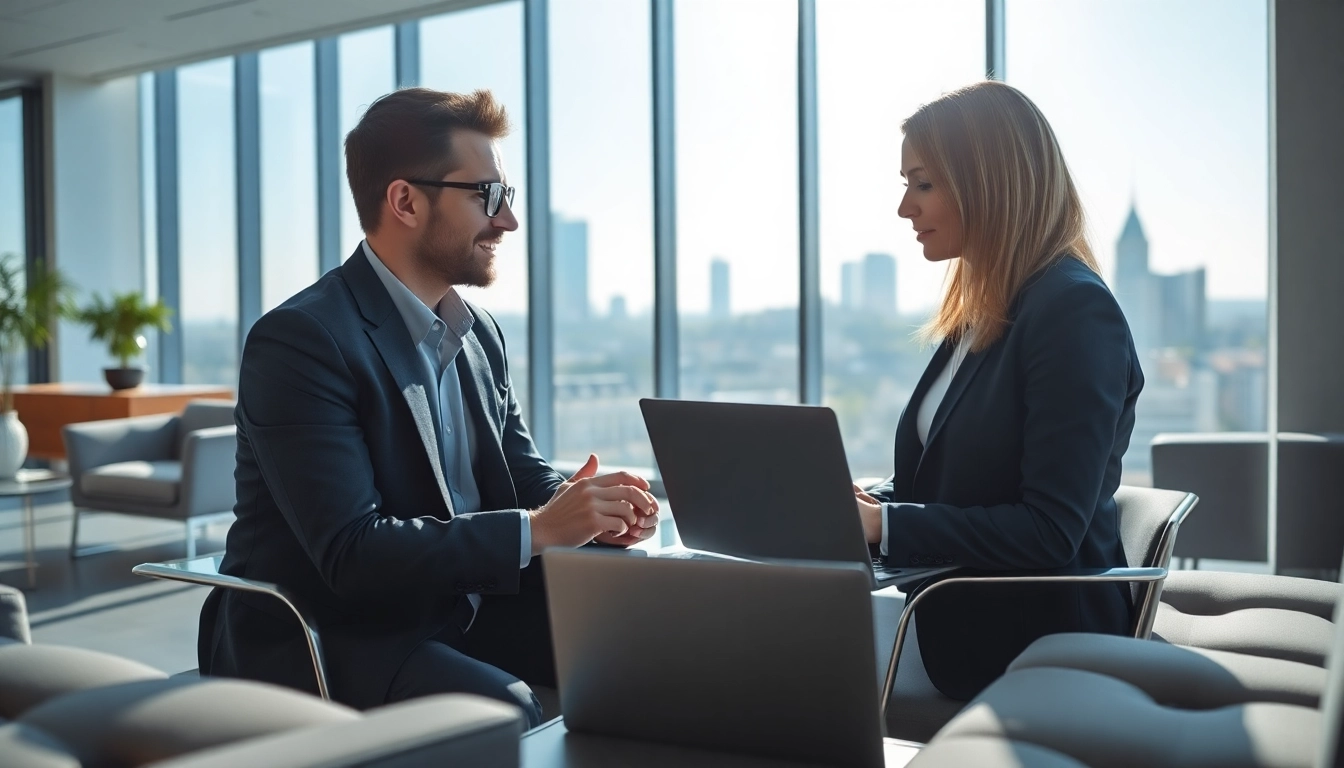 Headhunter Schweiz im professionellen Gespräch mit einem Klienten in modernem Büro.